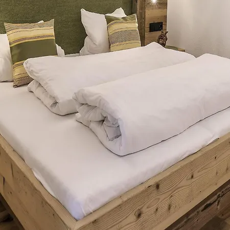 In Stubaital Near Lift, Cleaning Included Appartement Neustift im Stubaital