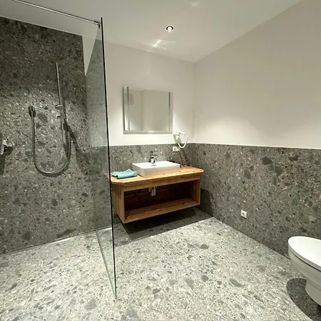Amazing With Private Garden, Cleaning Included Apartment Neustift im Stubaital