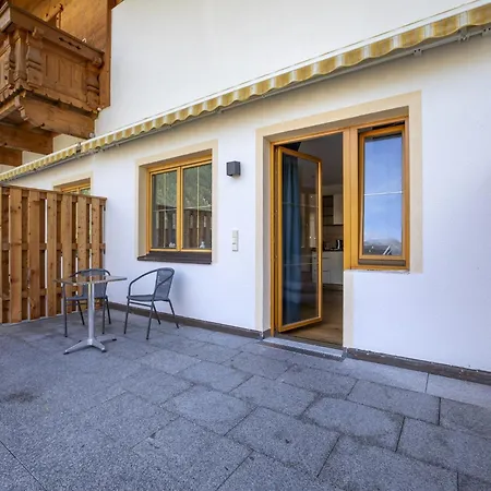 In Stubaital Near Lift, Cleaning Included Appartement