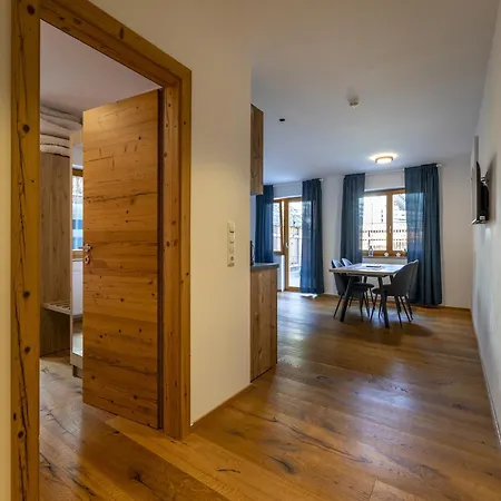 In Stubaital Near Lift, Cleaning Included Appartement Neustift im Stubaital