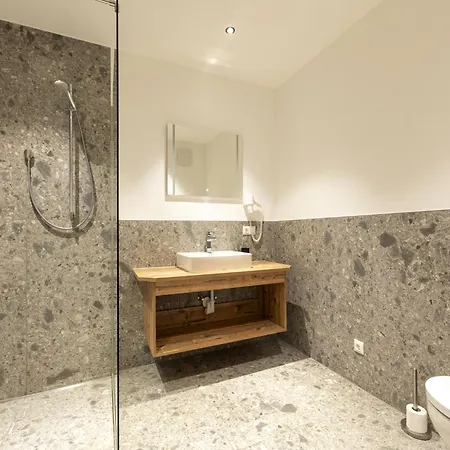 Appartement In Stubaital Near Lift, Cleaning Included Neustift im Stubaital